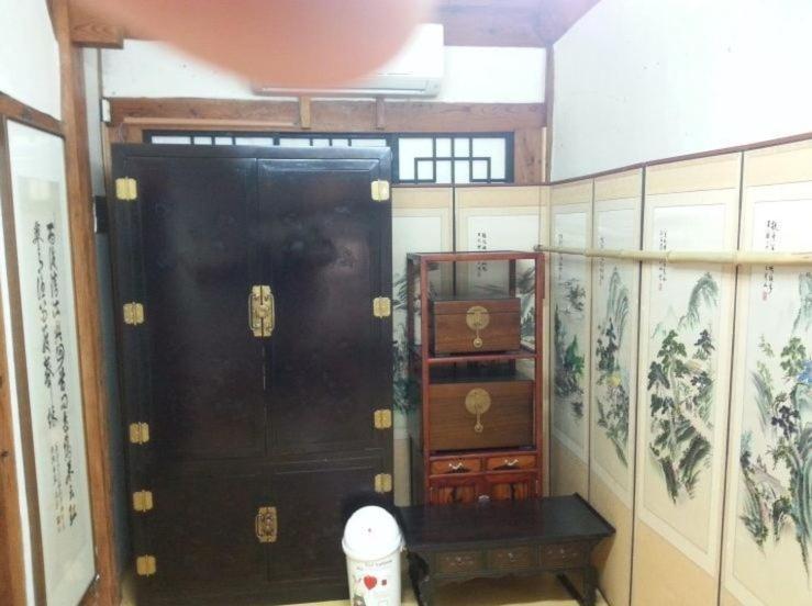 Goseong Choi Pilgan'S Old House Hotel Bilik gambar
