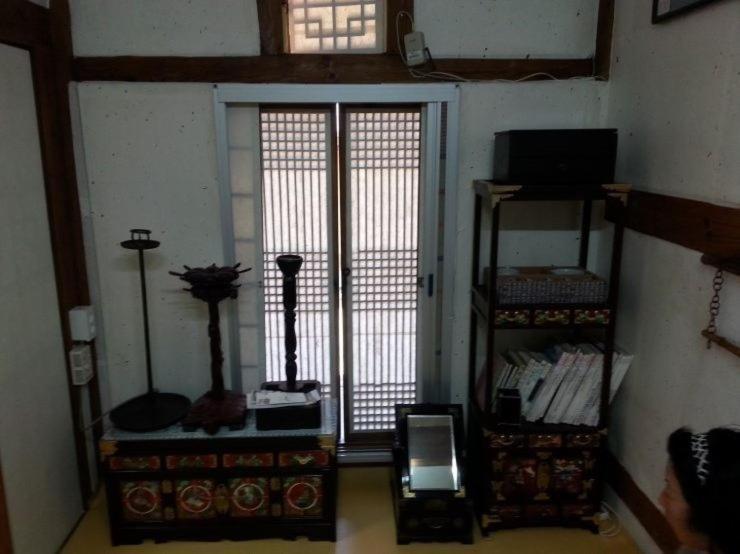 Goseong Choi Pilgan'S Old House Hotel Bilik gambar
