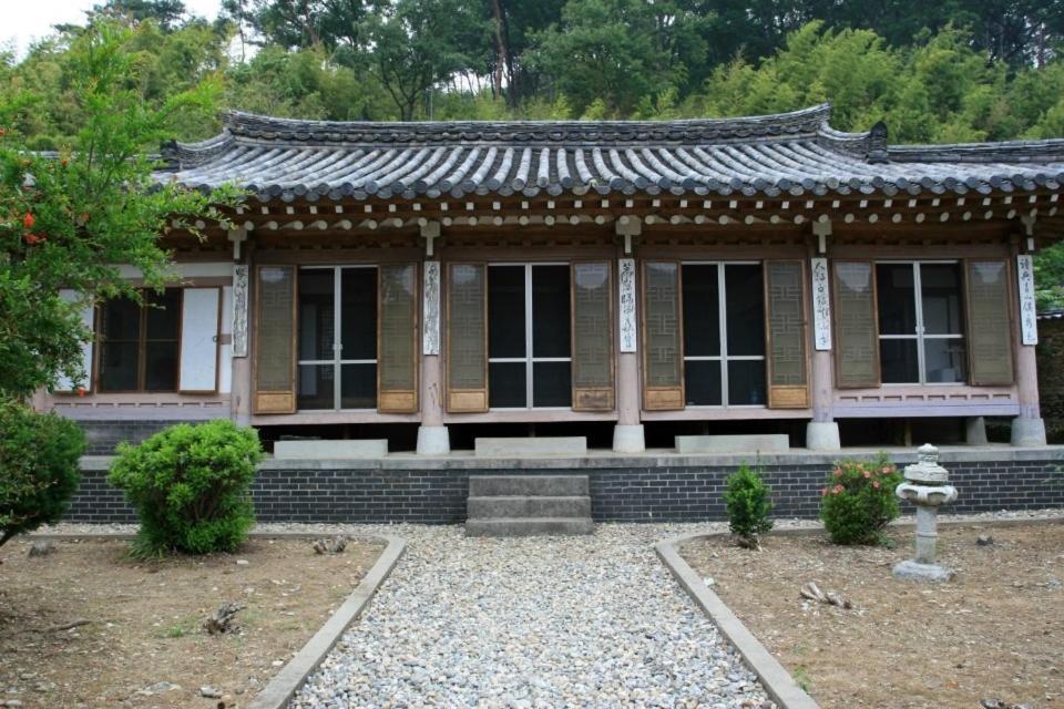 Goseong Choi Pilgan'S Old House Hotel Luaran gambar